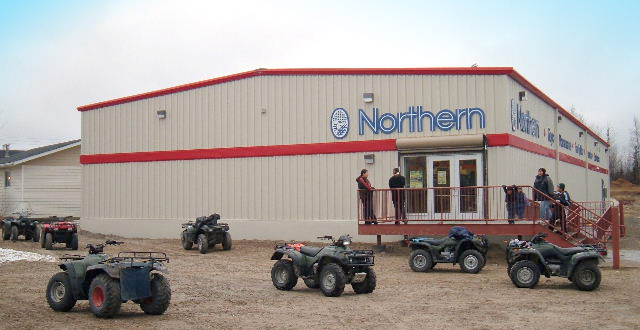 Northern Wunnumin-store.jpg (151 KB)